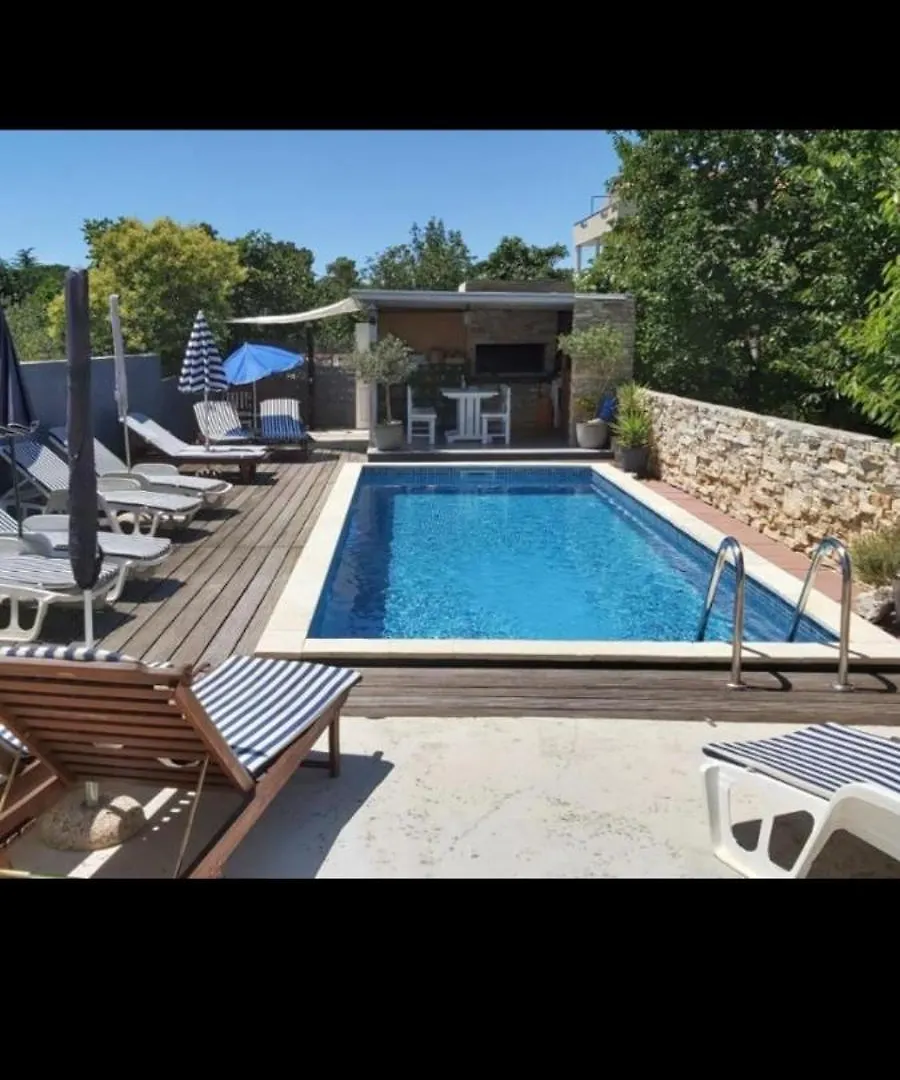 Appartamento Apartman Luce With Shared Pool Zara